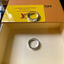 Picture of LV Ring _SKULVring11195012917